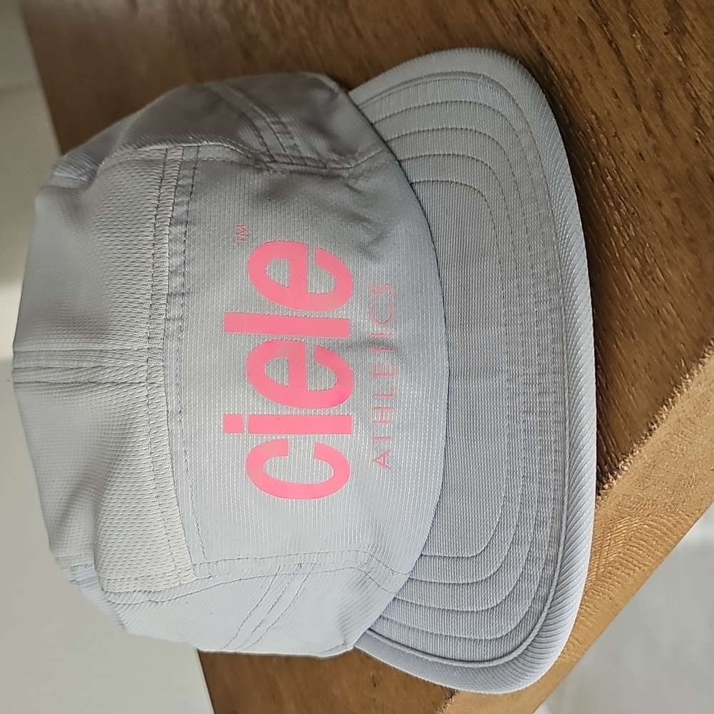 Gray and Pink Ciele Running Cap / Hat